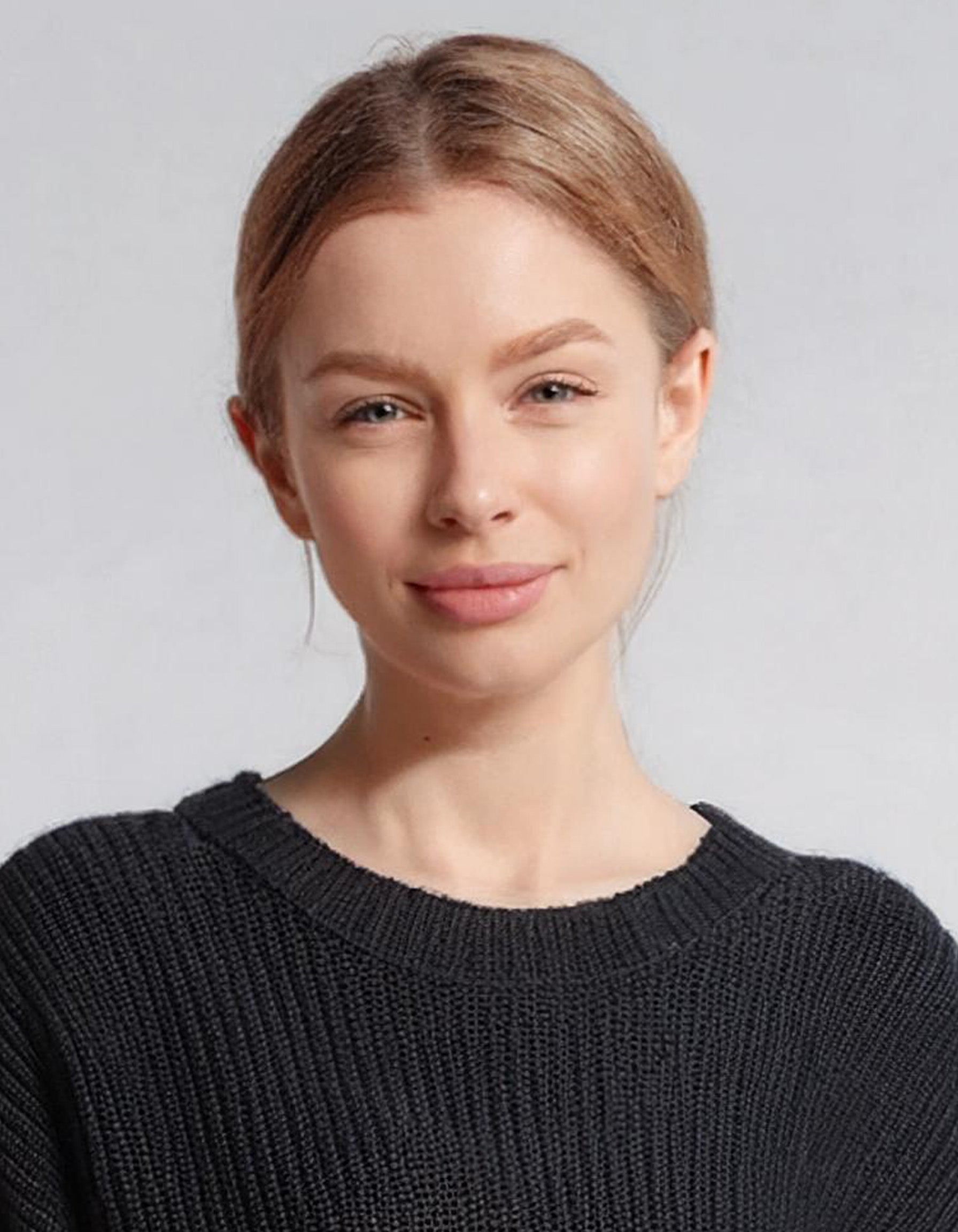 Black Crewneck Sweater 4