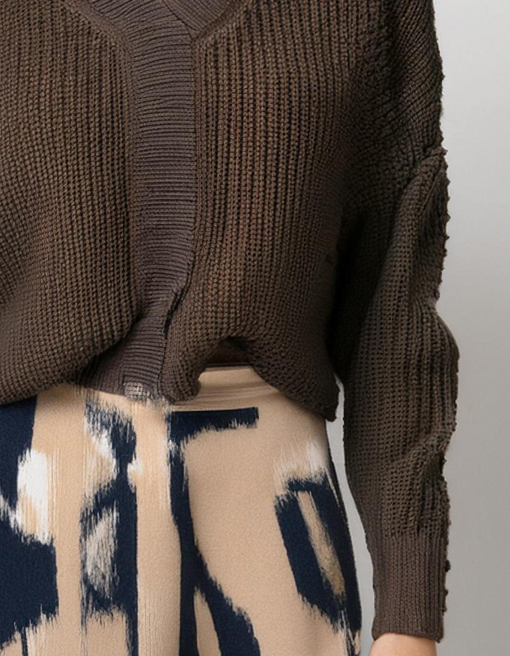 Brown Chunky Knit Pullover 3