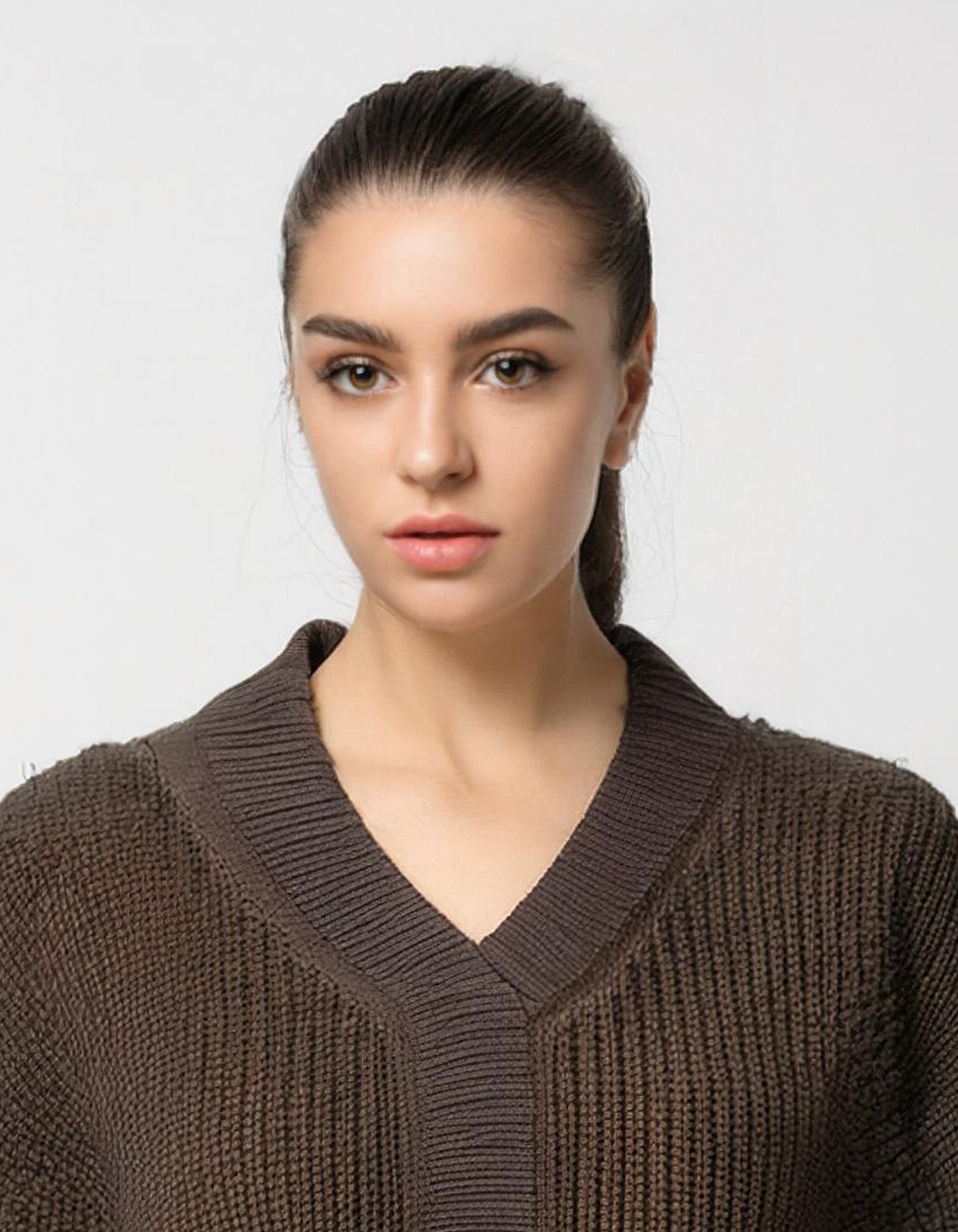 Brown Chunky Knit Pullover 4