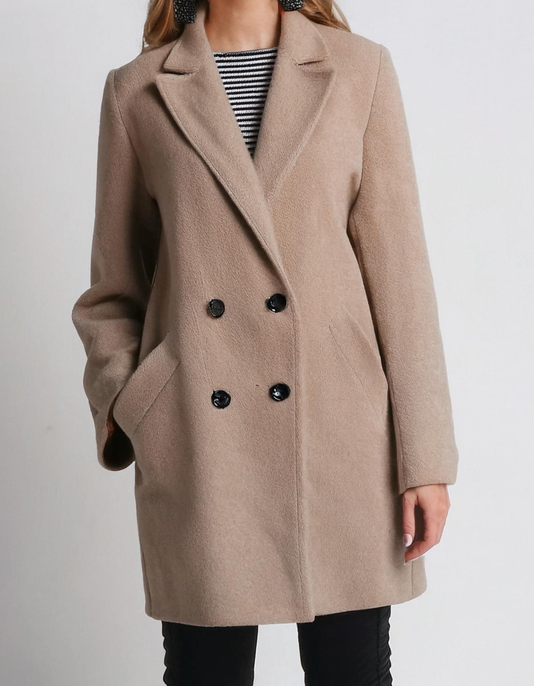 Camel Elegance Peacoat 2