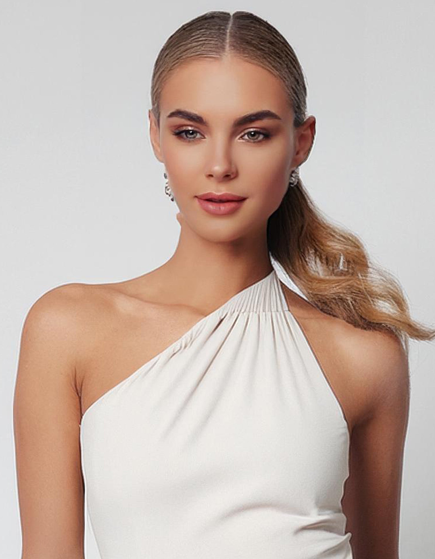 Ivory Elegance Bodycon Dress 4