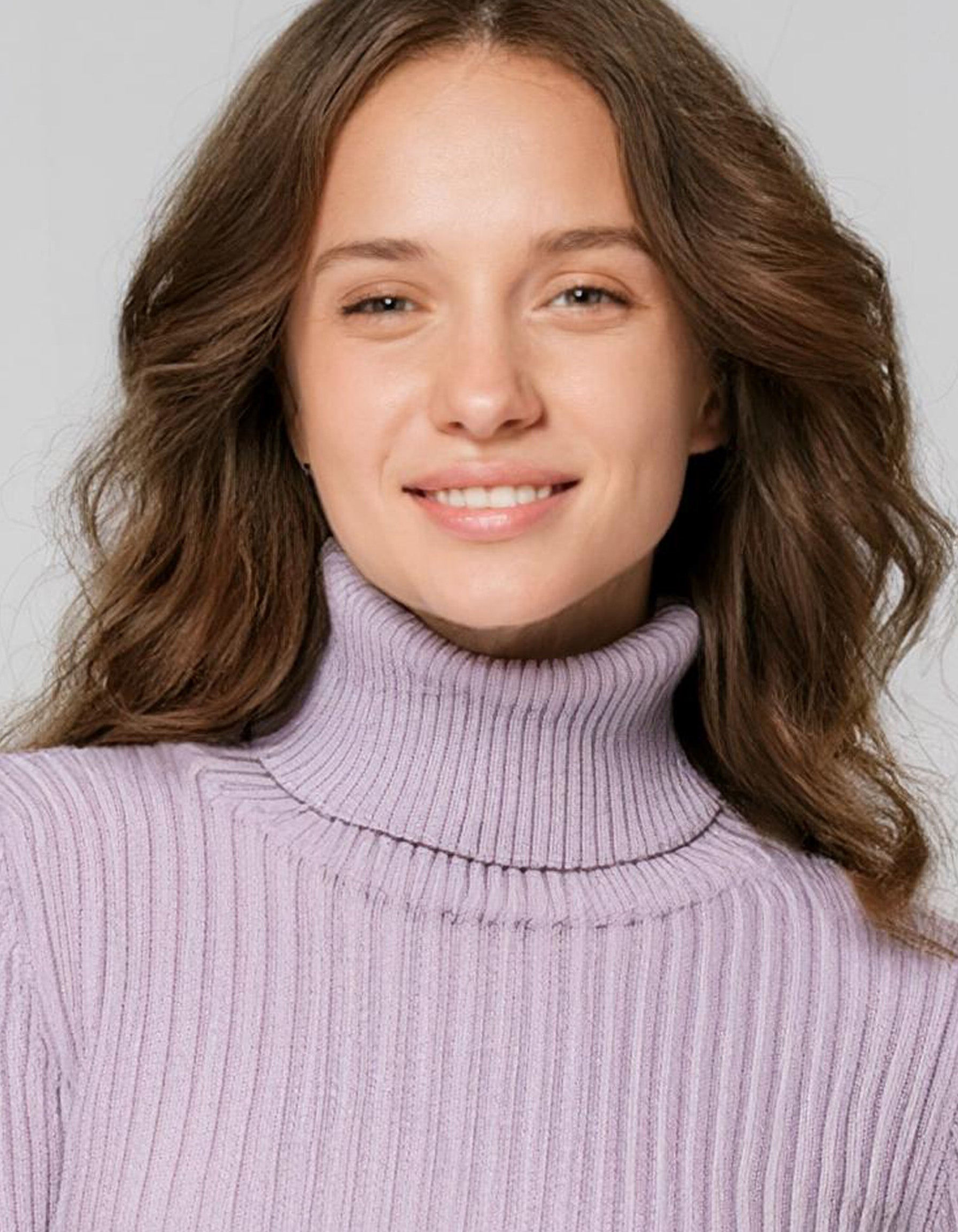 Lavender Light Turtleneck Pullover 4