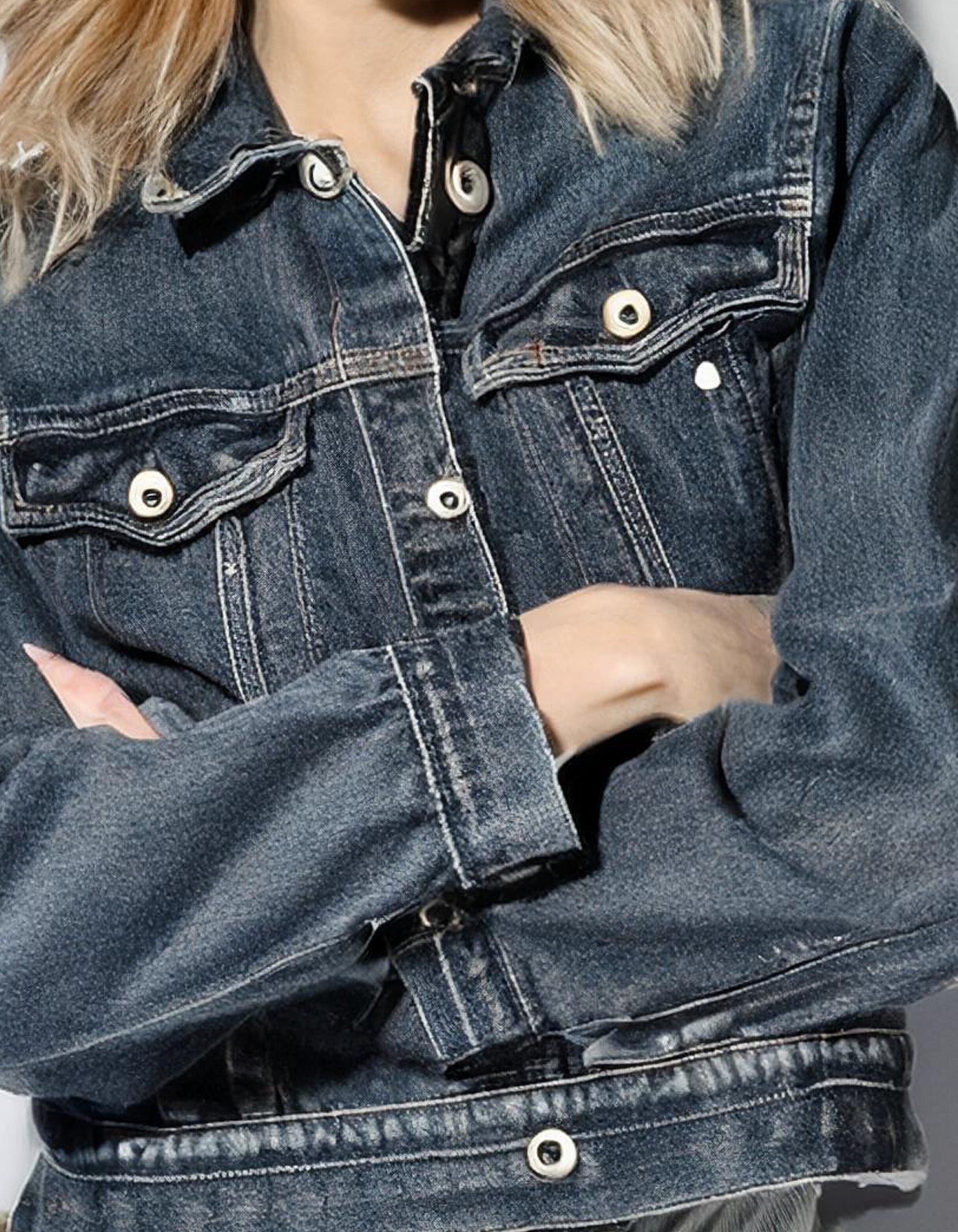 Light Blue Distressed Denim Jacket 3