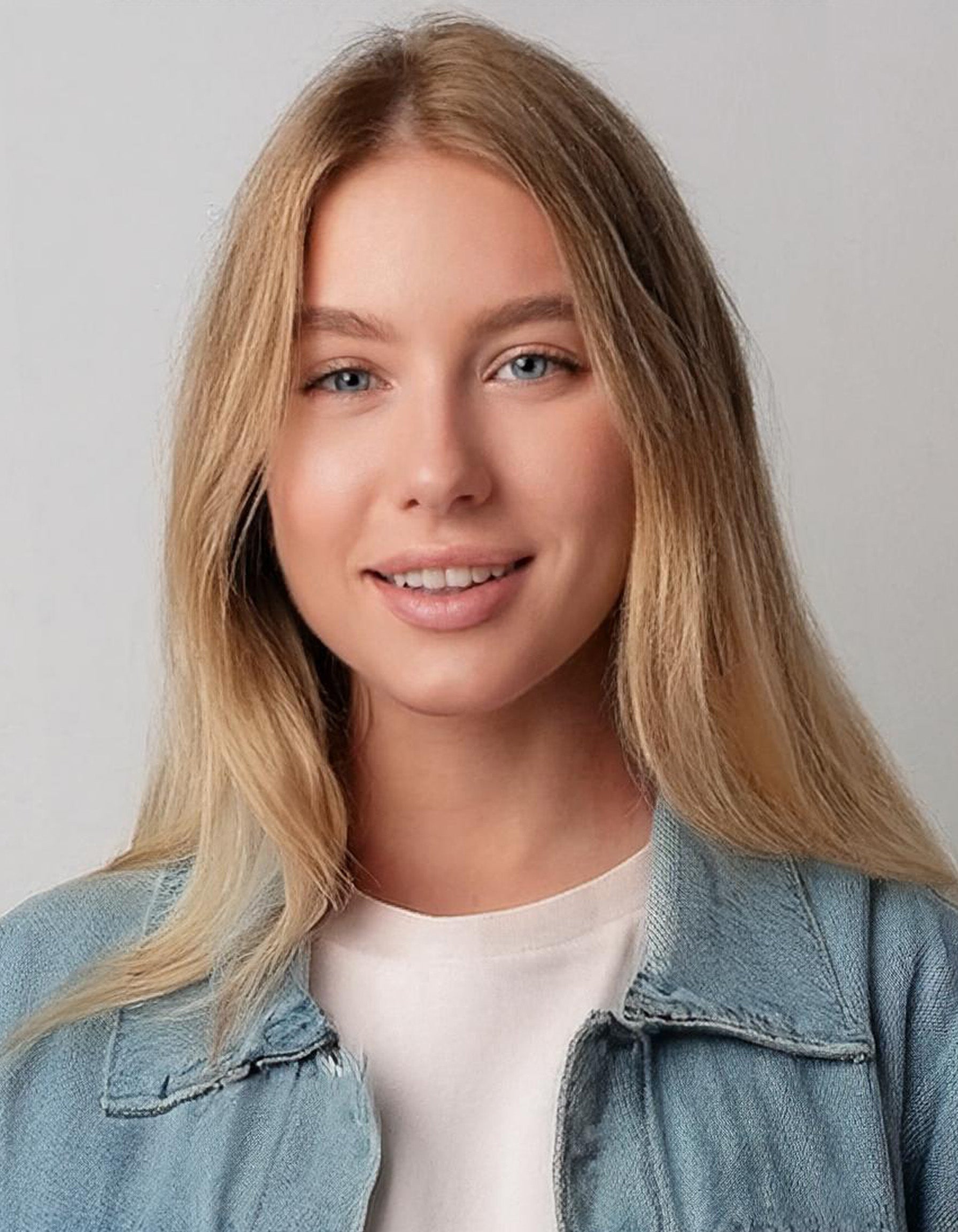 Light Wash Oversized Denim Jacket 4