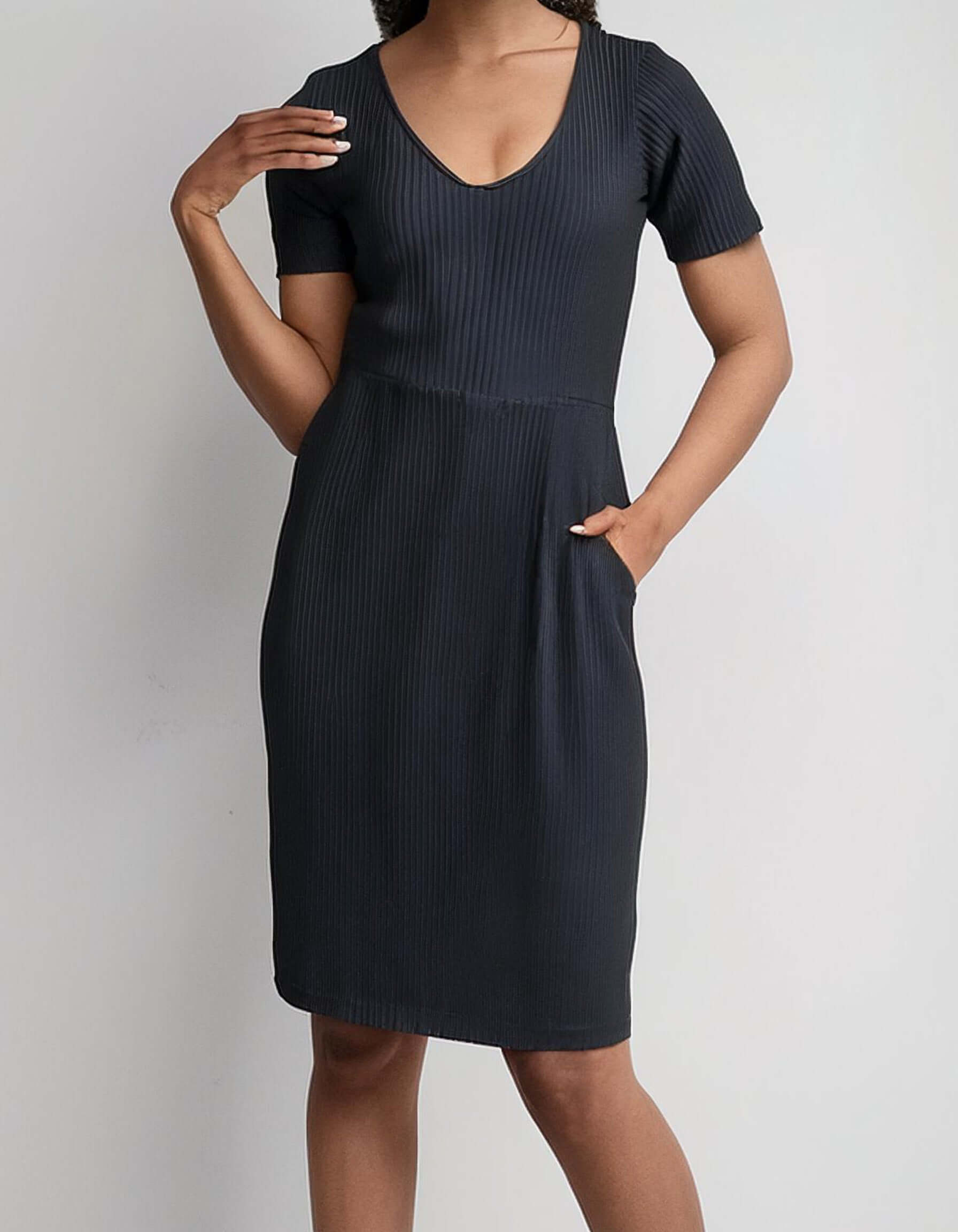 Midnight Elegance Shift Dresses 2