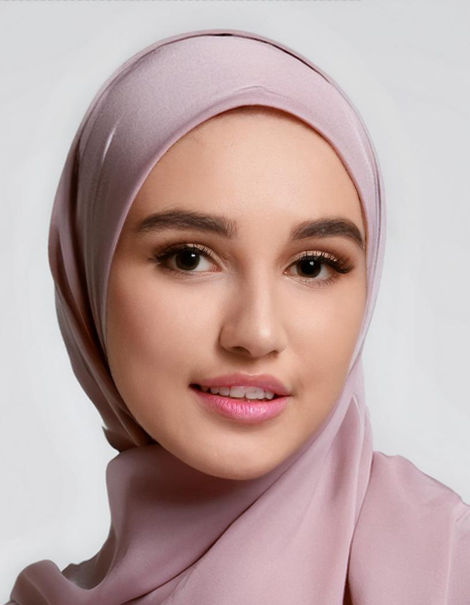 Pastel Pink Chiffon Hijab 3