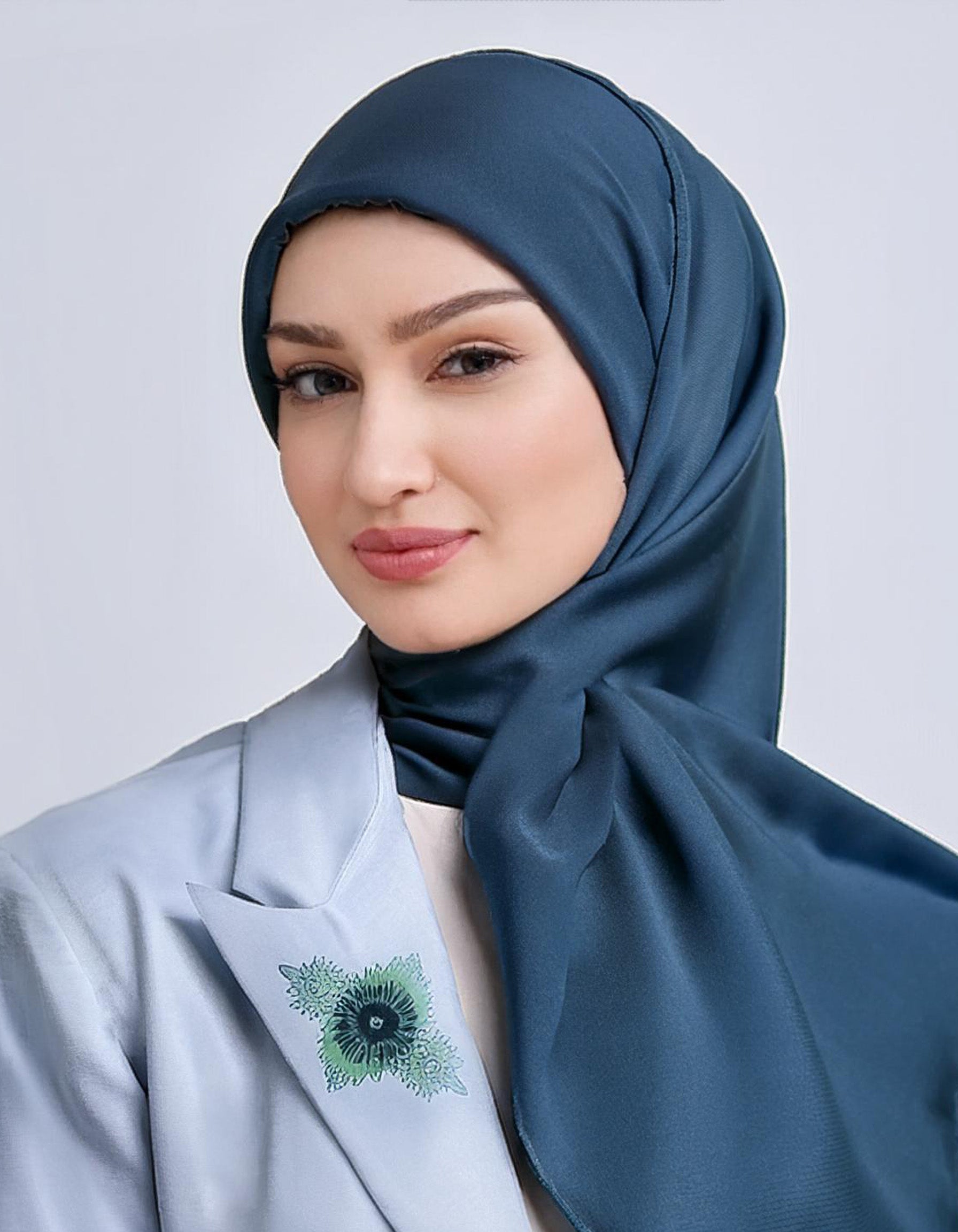 Teal Blue Crinkle Hijab 2
