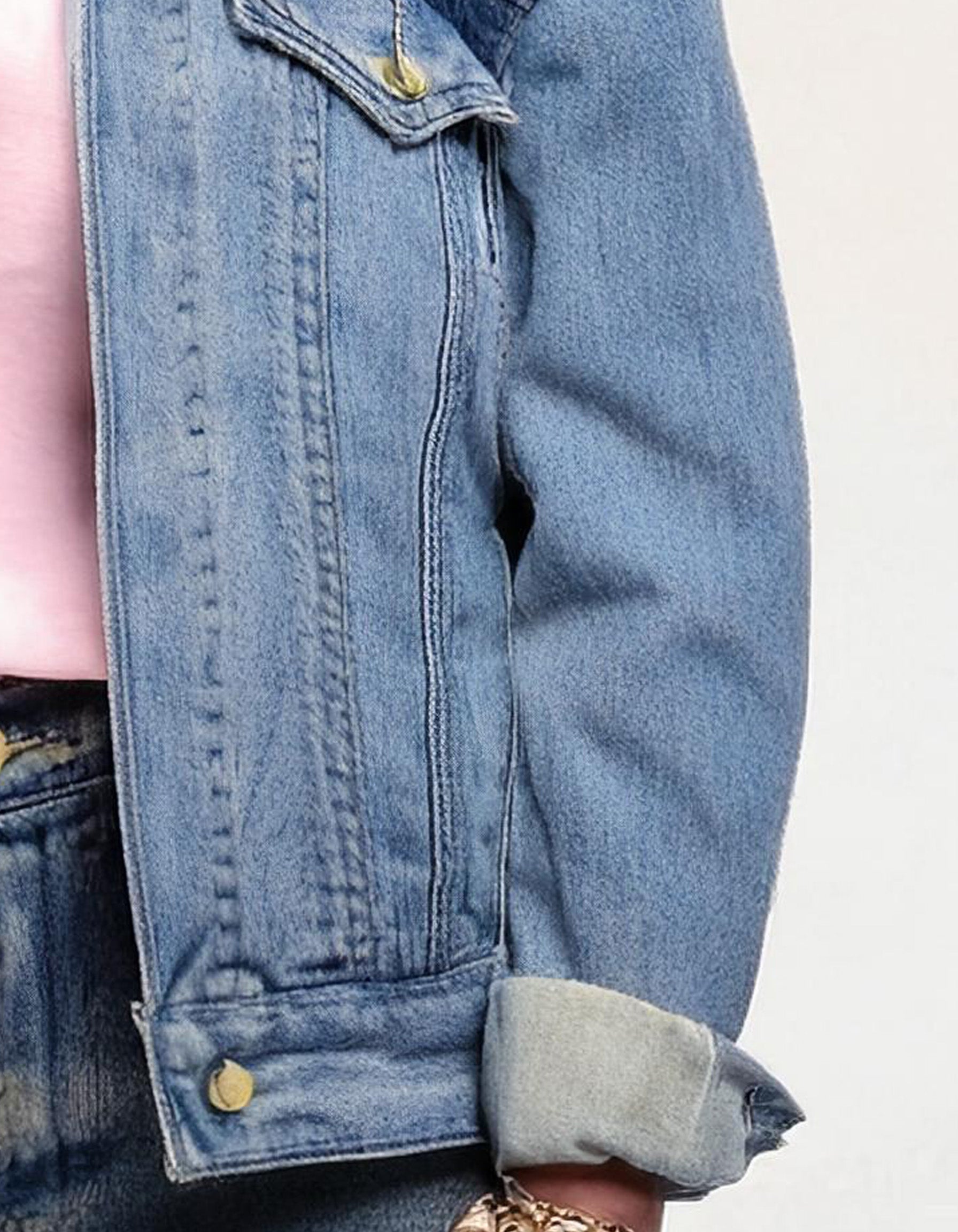Vintage-Style Blue Denim Jacket 3