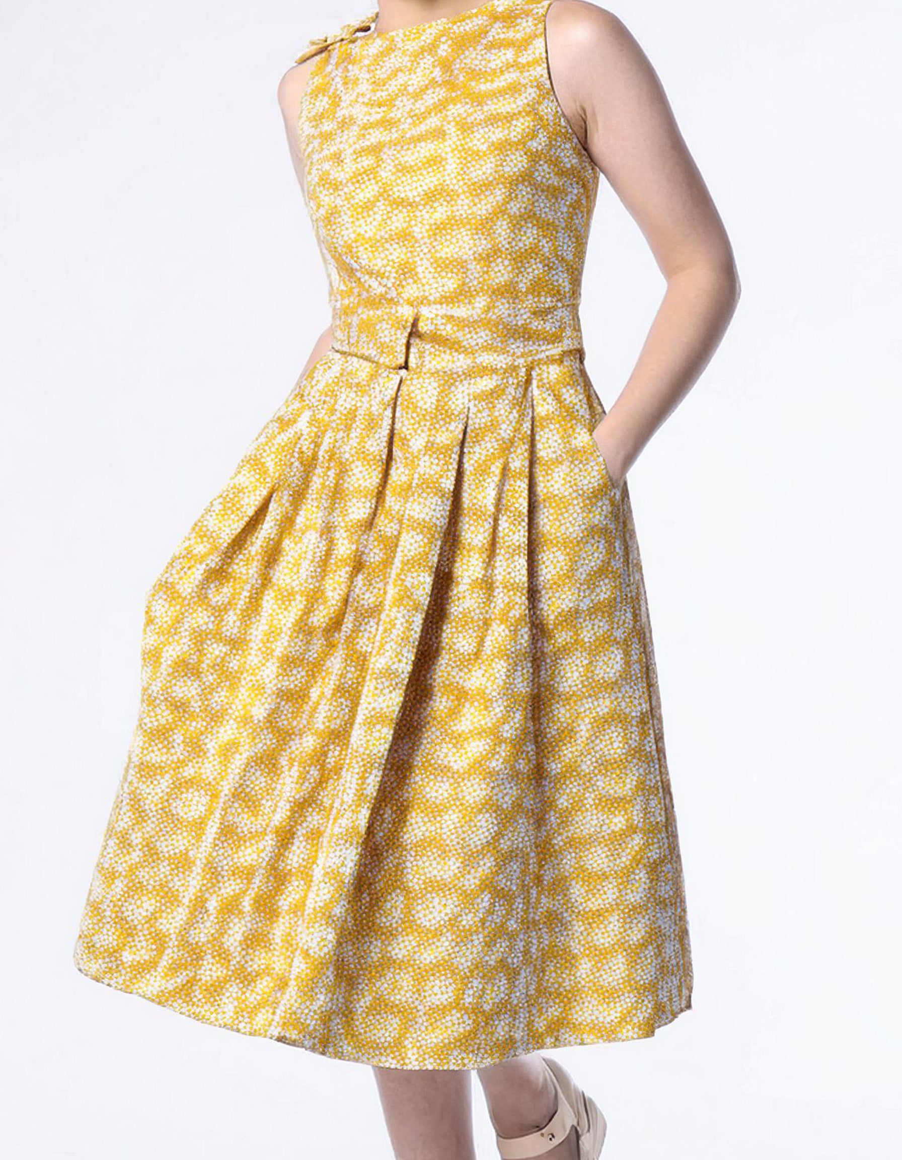 Yellow Sleeveless Lace A-Line Dress 2